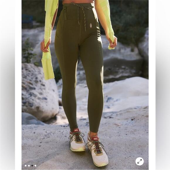 NEW Free People Movement Walk On Leggings Size XS/S - Picture 2 of 10